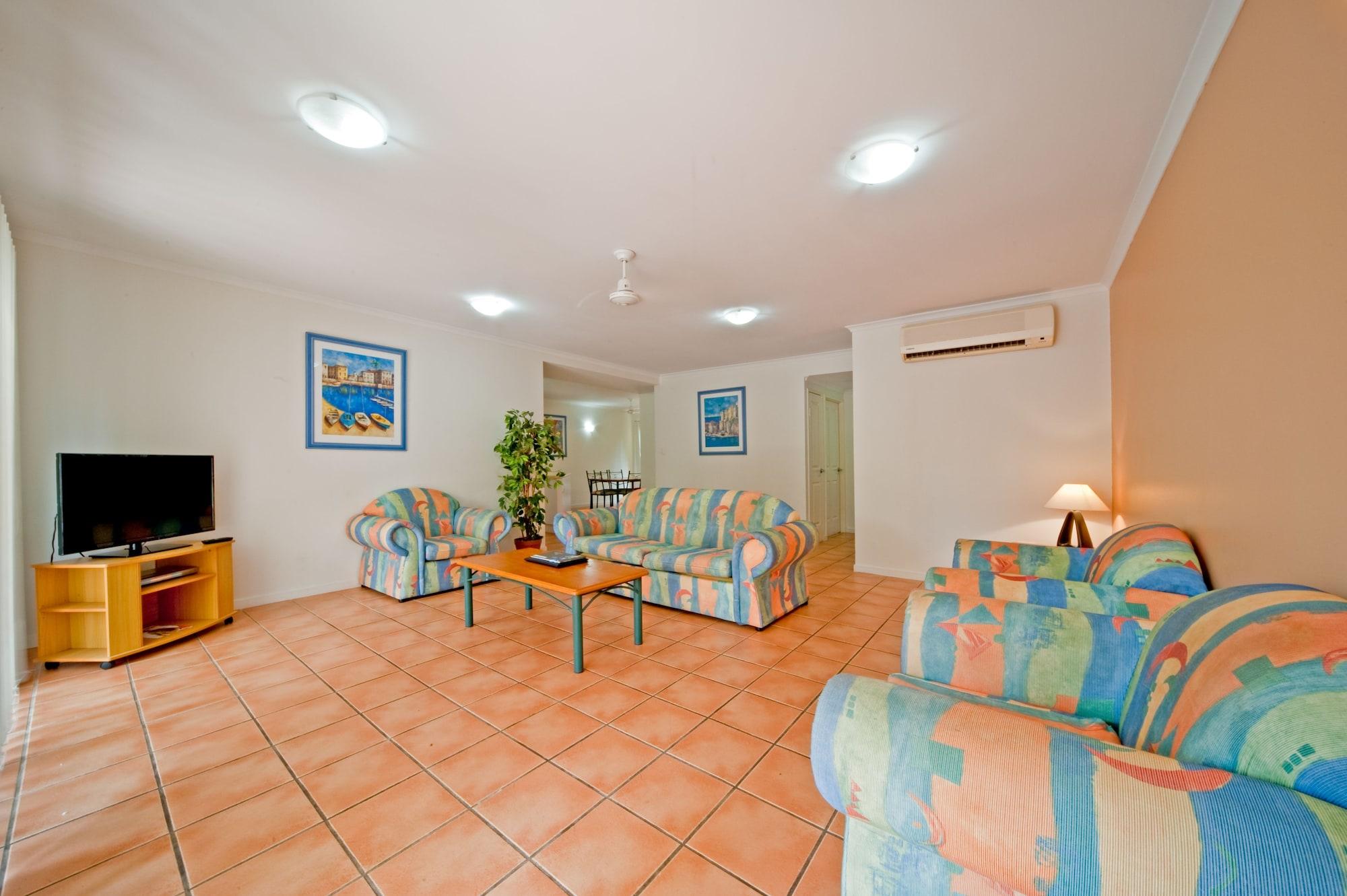 At Beach Court Holiday Villas Airlie Beach Ngoại thất bức ảnh
