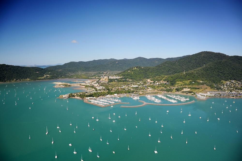 At Beach Court Holiday Villas Airlie Beach Ngoại thất bức ảnh
