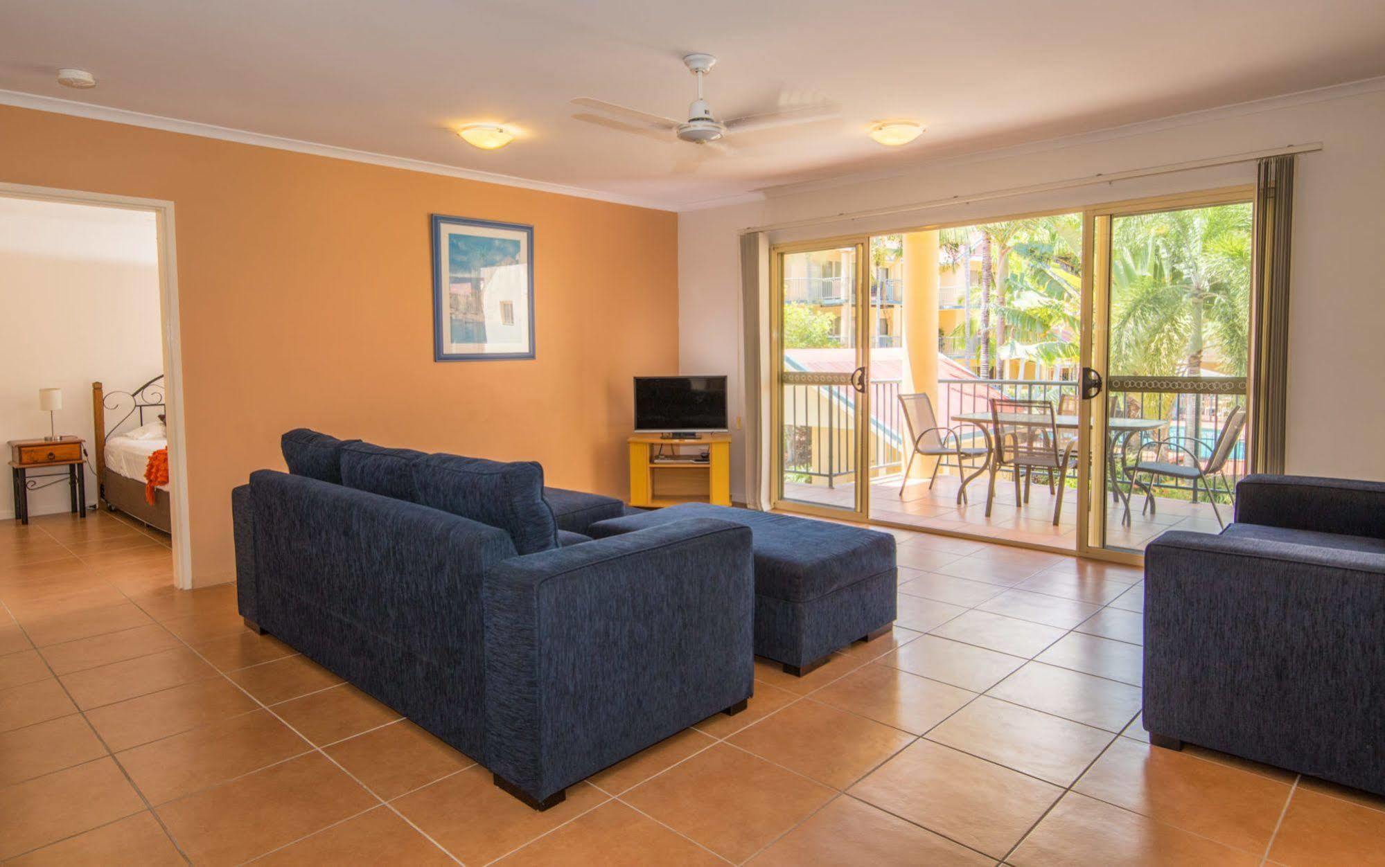 At Beach Court Holiday Villas Airlie Beach Ngoại thất bức ảnh