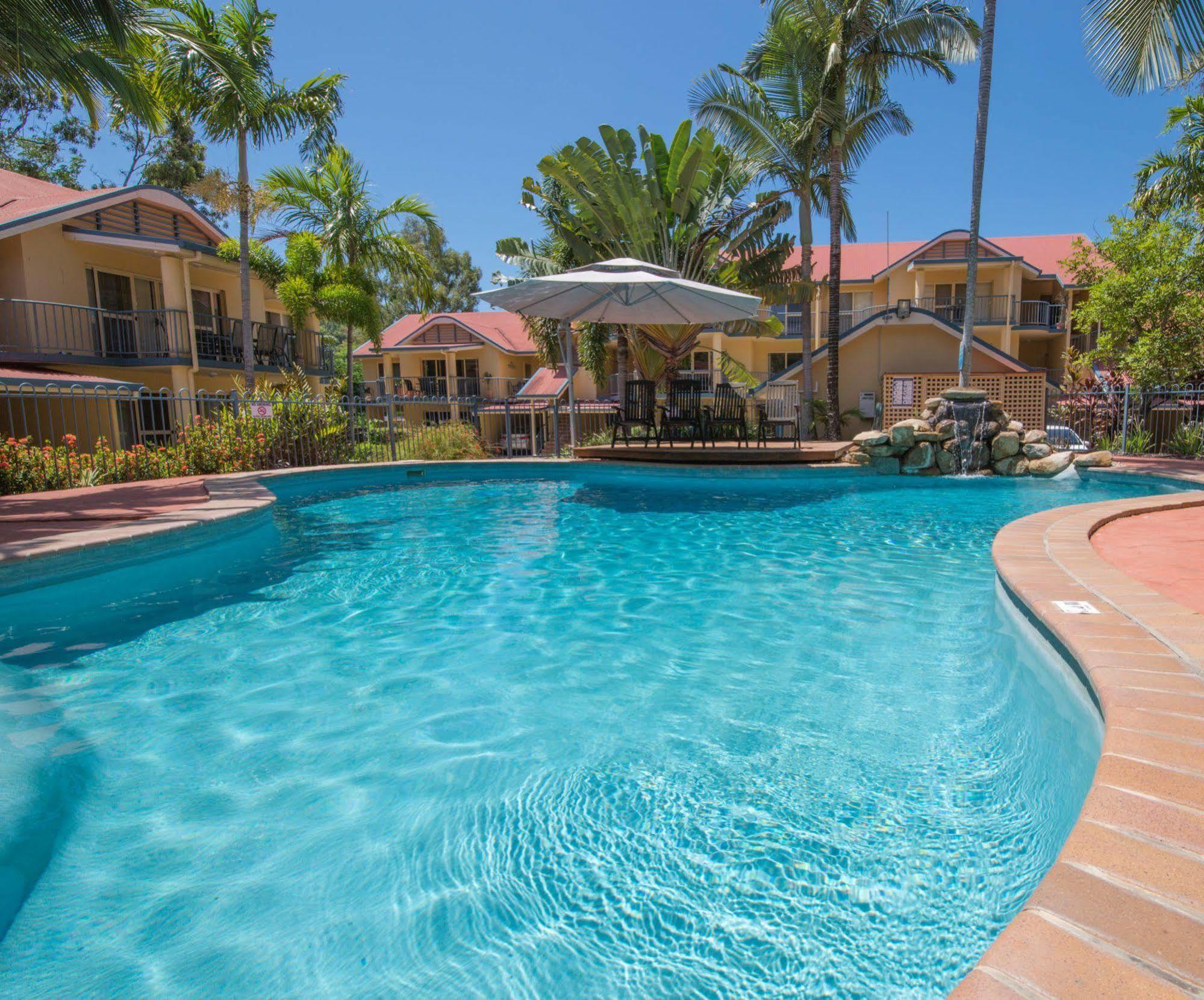 At Beach Court Holiday Villas Airlie Beach Ngoại thất bức ảnh