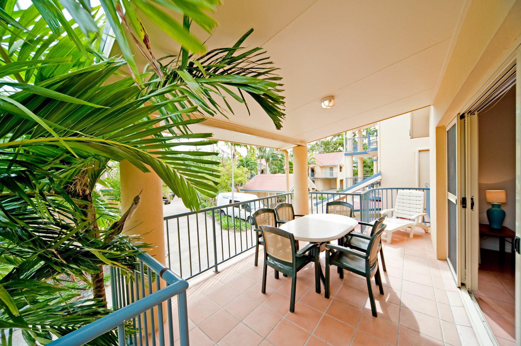 At Beach Court Holiday Villas Airlie Beach Ngoại thất bức ảnh